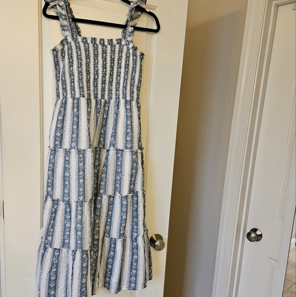 J CREW Facotry Smocked Dress Small